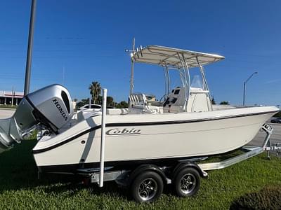 BOATZON | Cobia 237 Center Console 2022