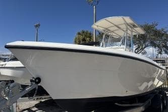 BOATZON | Cobia 237 Center Console 2022