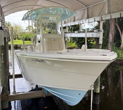 BOATZON | Cobia 240 Center Console 2019 BOATZON | Cobia 240 Center Console 2019
