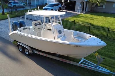BOATZON | Cobia 240 Center Console 2021