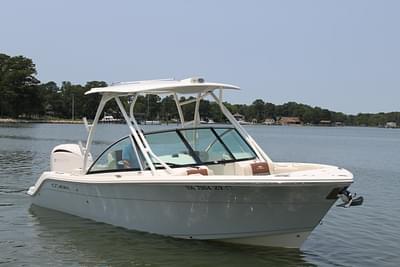 BOATZON | Cobia 240 DC 2022 BOATZON | Cobia 240 DC 2022