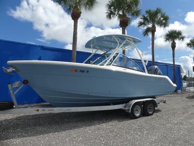 BOATZON | Cobia 240 Dual Console 2022