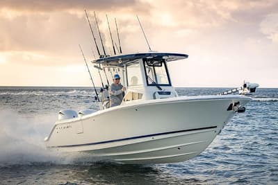 BOATZON | Cobia 245 Center Console 2026