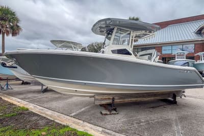 BOATZON | Cobia 245 Center Console 2026 BOATZON | Cobia 245 Center Console 2026