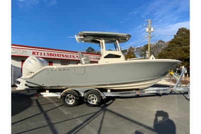 BOATZON | Cobia 245 Center Console 2026