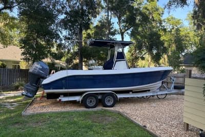 BOATZON | Cobia 256 Center Console 2008