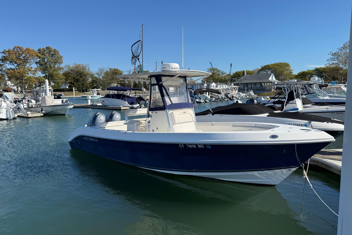 2009 Cobia 256 Center Console - Sold Boat