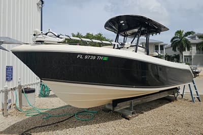 BOATZON | Cobia 256 Center Console 2013 BOATZON | Cobia 256 Center Console 2013