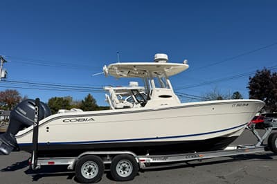 BOATZON | Cobia 262 Center Console 2021