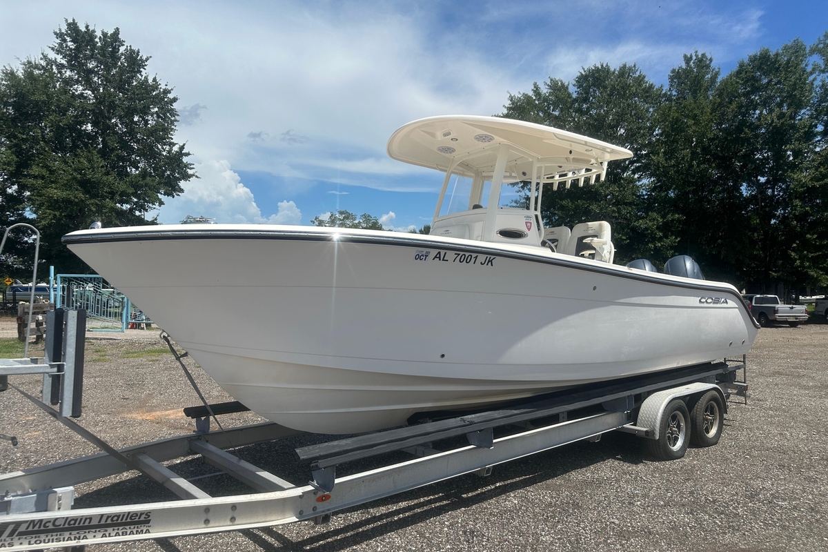 2023 Cobia 262 Center Console - Sold Boat