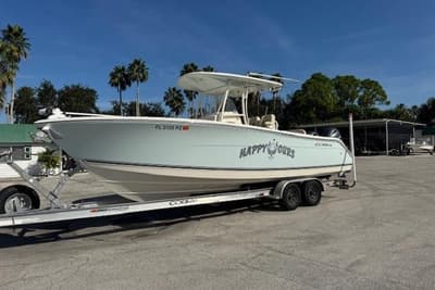BOATZON | Cobia 277 Center Console 2016