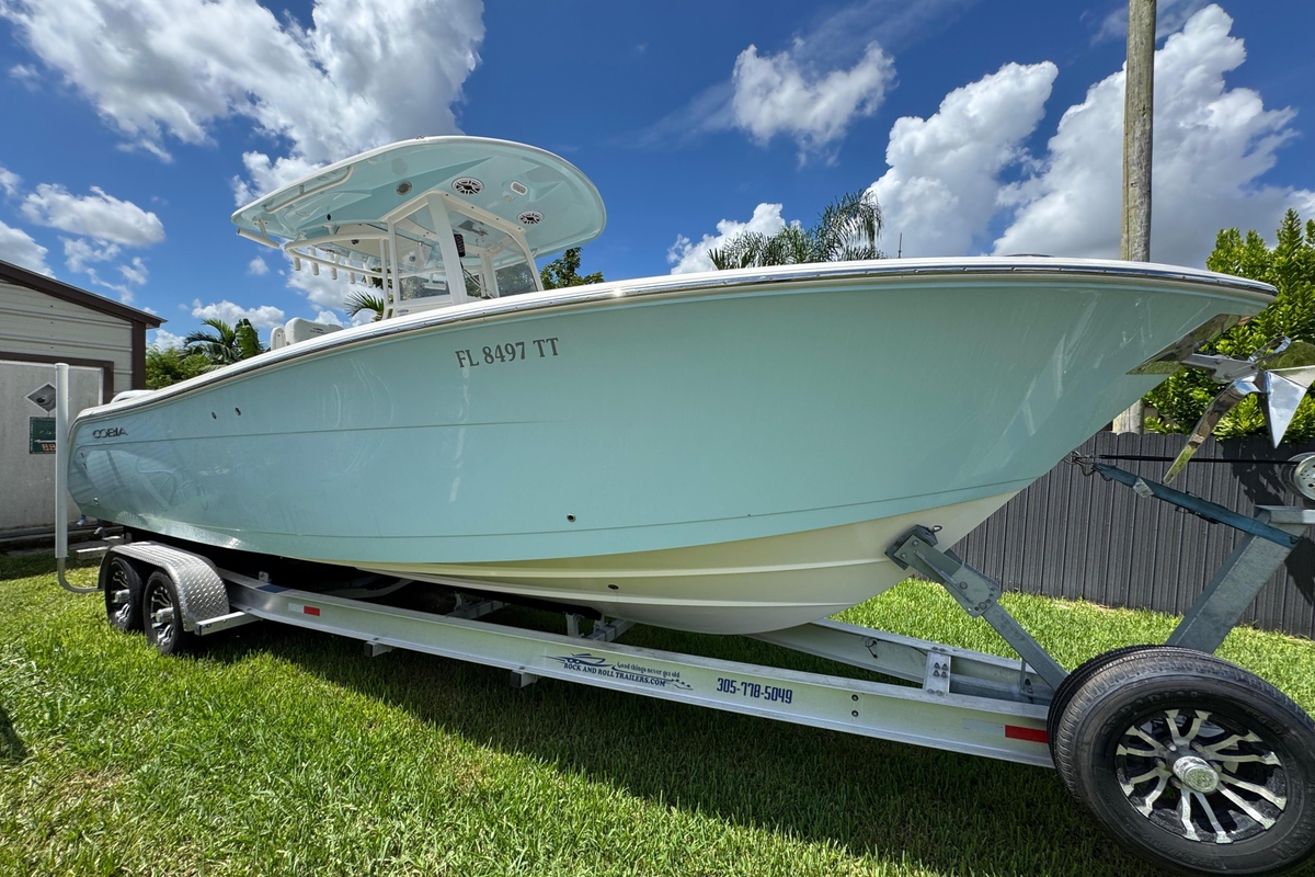 Cobia 280 Center Console 2024