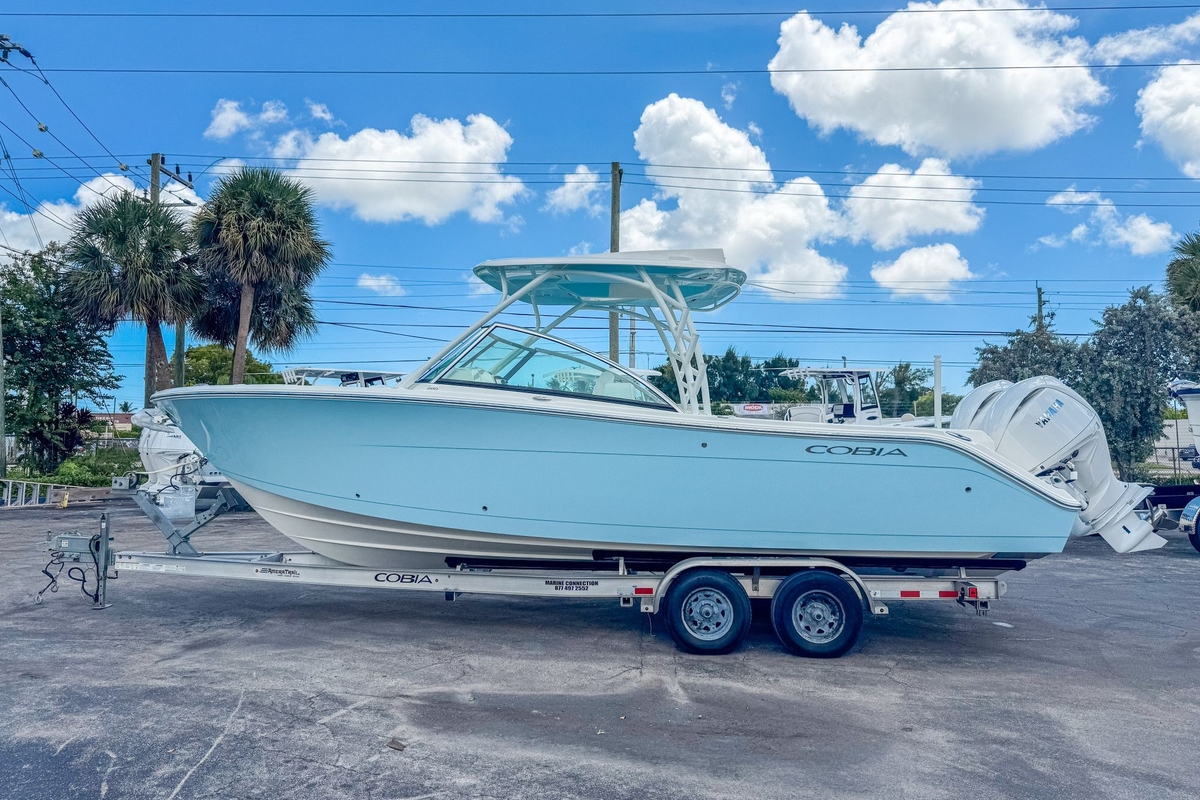 2026 Cobia 280 Dual Console - Sold Boat