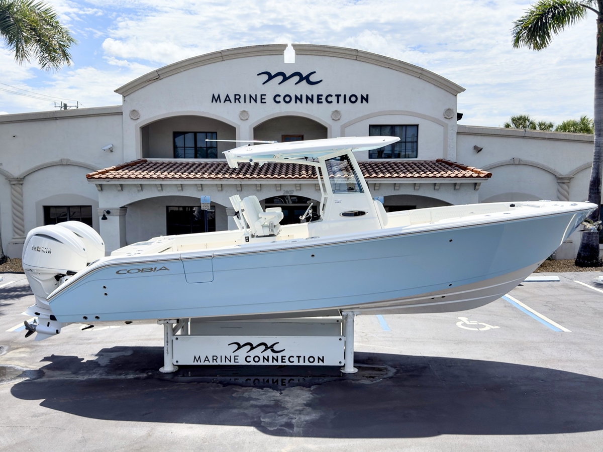 2027 Cobia 285 Center Console - Sold Boat