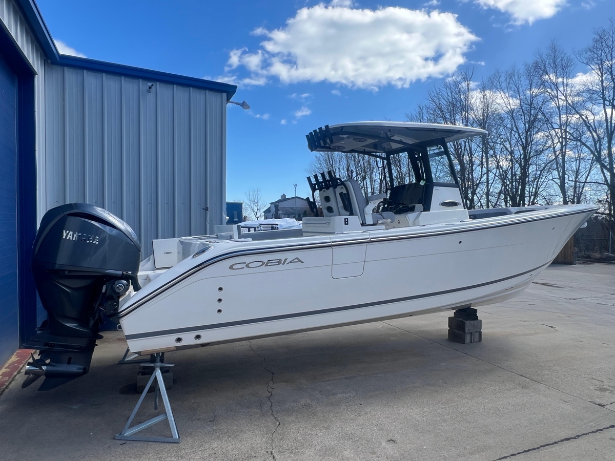 2025 Cobia 285 Open Center Console - Sold Boat