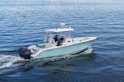 BOATZON | Cobia 296 Center Console 2015