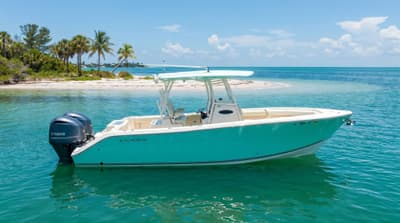 BOATZON | Cobia 296 Center Console 2015
