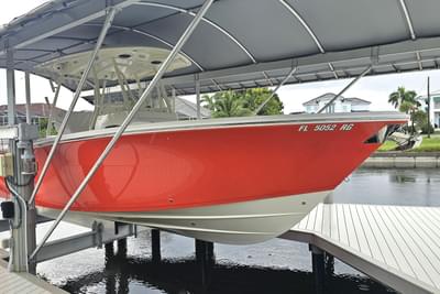 BOATZON | Cobia 296 Center Console 2017