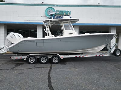 BOATZON | Cobia 301 Center Console 2023