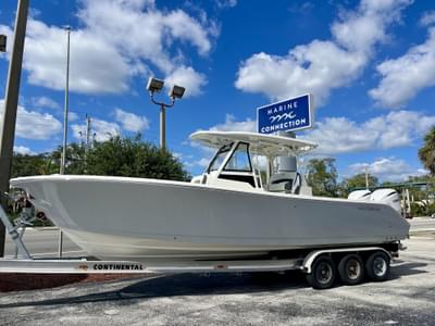 BOATZON | Cobia 305 Center Console 2026 BOATZON | Cobia 305 Center Console 2026