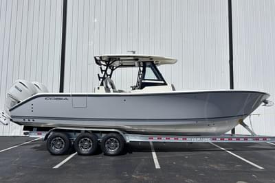 BOATZON | Cobia 305 Center Console 2026 BOATZON | Cobia 305 Center Console 2026