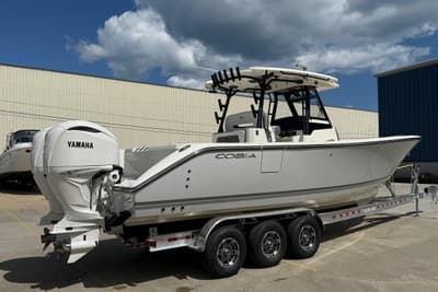 BOATZON | Cobia 305 Center Console 2026