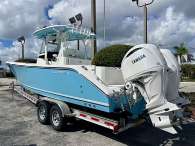 BOATZON | Cobia 305 Center Console 2027 BOATZON | Cobia 305 Center Console 2027