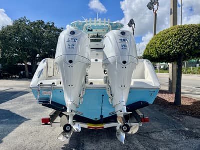 BOATZON | Cobia 305 Center Console 2027 BOATZON | Cobia 305 Center Console 2027