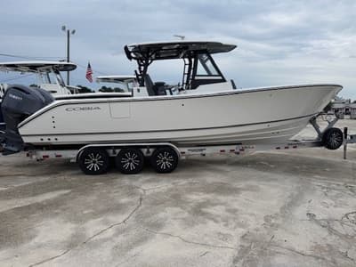 BOATZON | Cobia 305 Center Console 2027