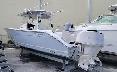 BOATZON | Cobia 320 Center Console 2020