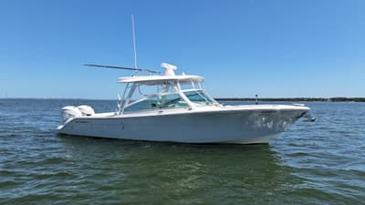 BOATZON | Cobia 330 DC 2021