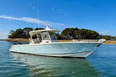 BOATZON | Cobia 344 Center Console 2015 BOATZON | Cobia 344 Center Console 2015