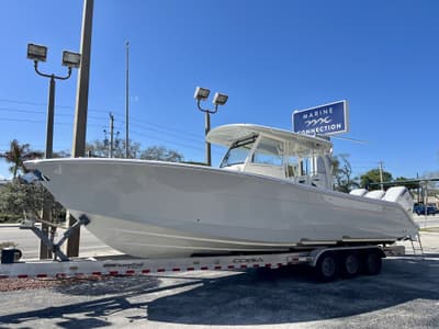 BOATZON | Cobia 350 Center Console 2026