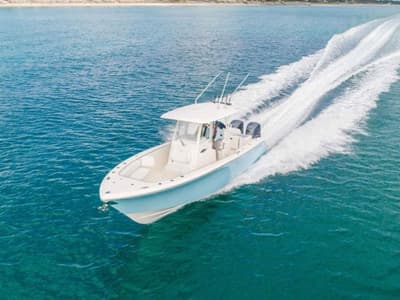 BOATZON | Cobia Boats 301CC 2021