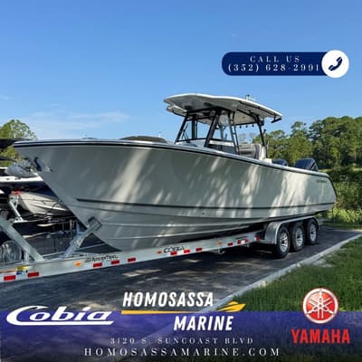 BOATZON | Cobia Boats 305 Center Console 2027
