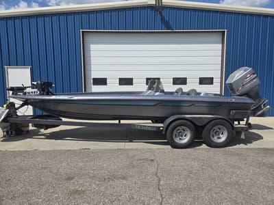 BOATZON | COBRA 201V with 225hp EFI 1998