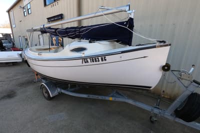 BOATZON | Com-Pac Sunday Cat 2023