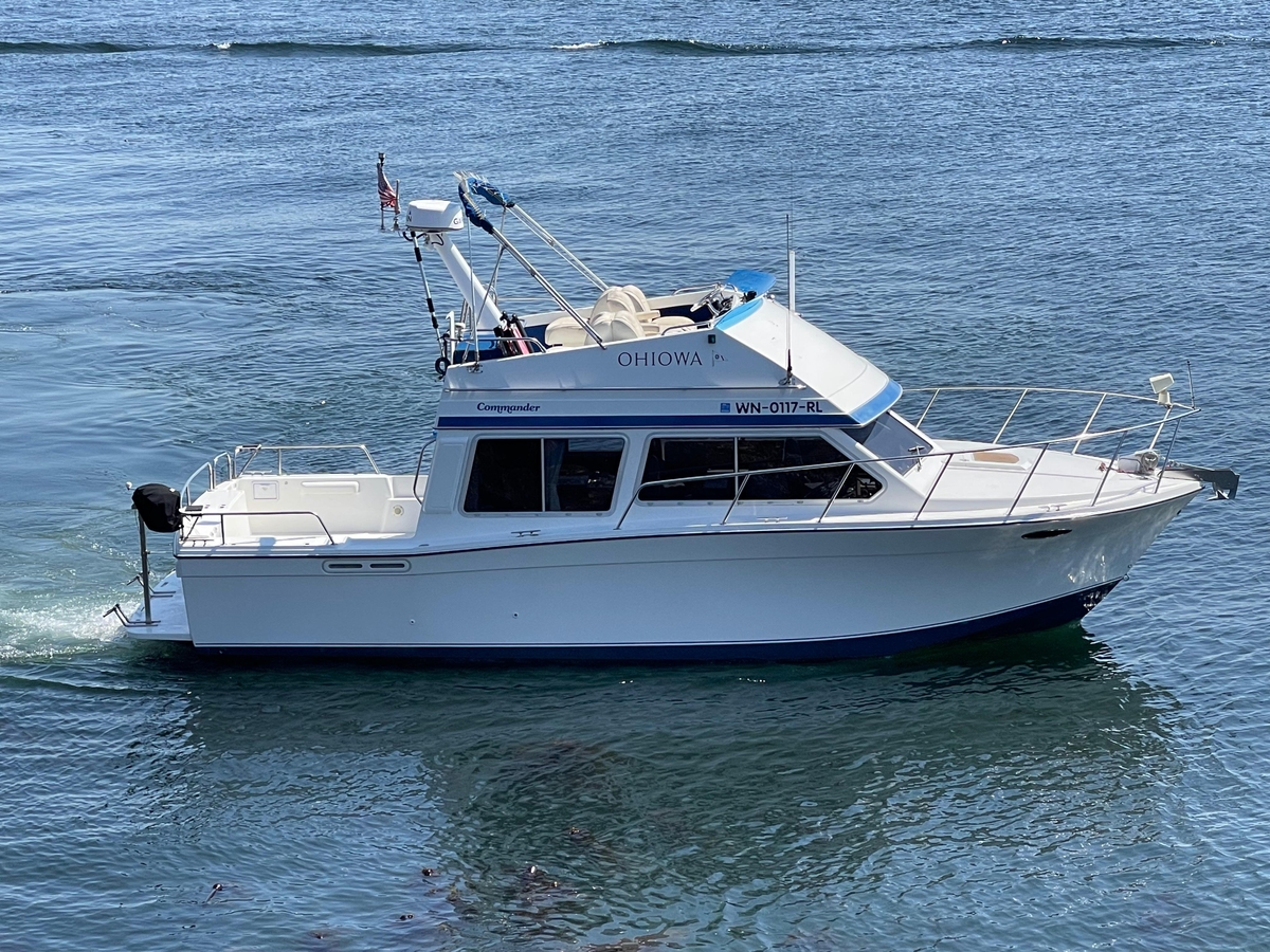 2000 Commander Sport Fish - Sold Boat