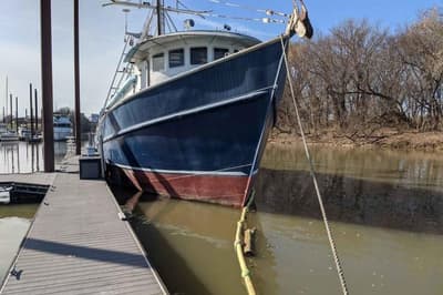 BOATZON | Commercial Expedition Trawler 1977