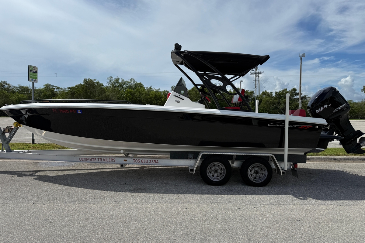 2015 Concept 27 CC - Sold Boat