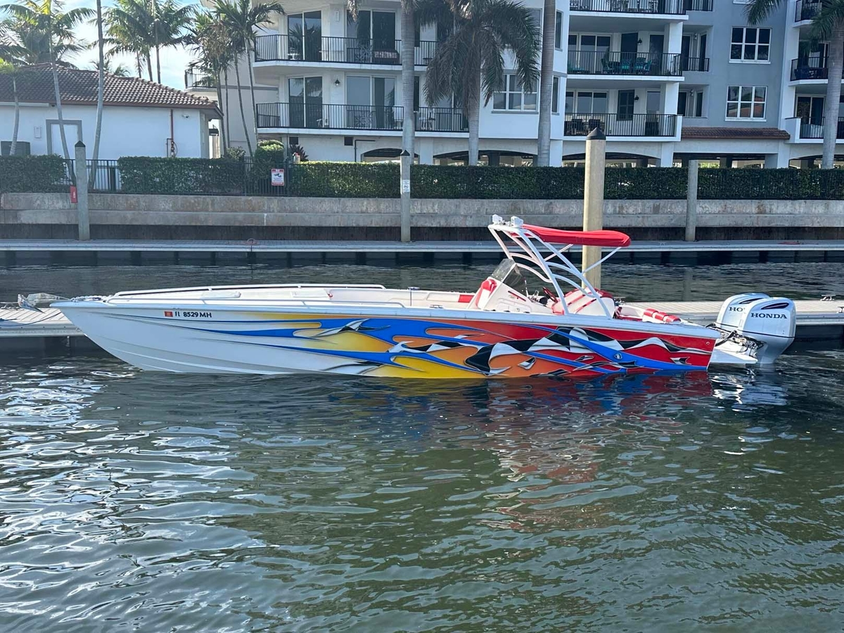 2003 Concept 36 - Sold Boat