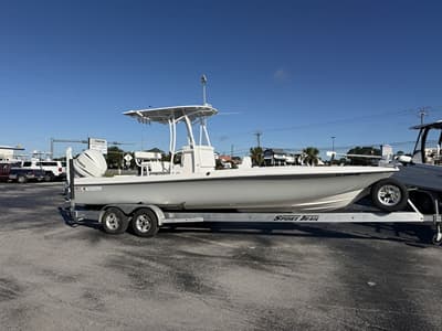 BOATZON | Contender 25 Bay 2019