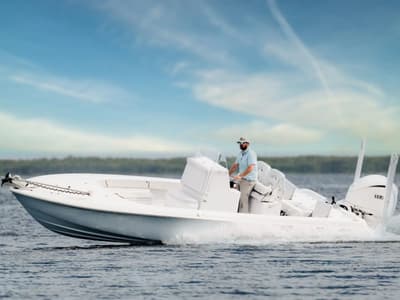 BOATZON | Contender 26 Bay 2026