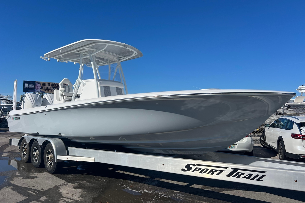 2026 Contender 29 Bay - Sold Boat