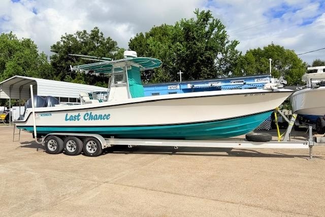 2004 Contender 31 Open - Sold Boat