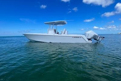 BOATZON | Contender 32 ST 2024