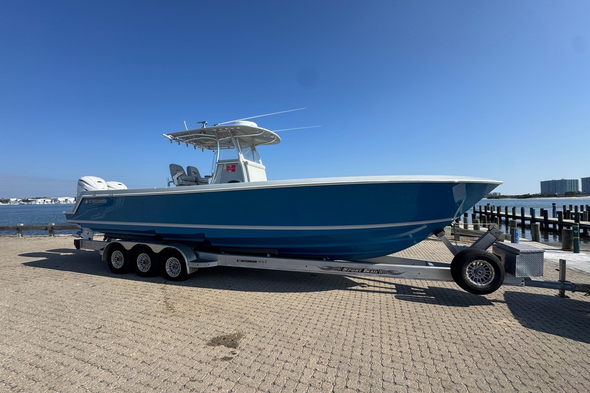 2016 Contender 35 ST - Sold Boat