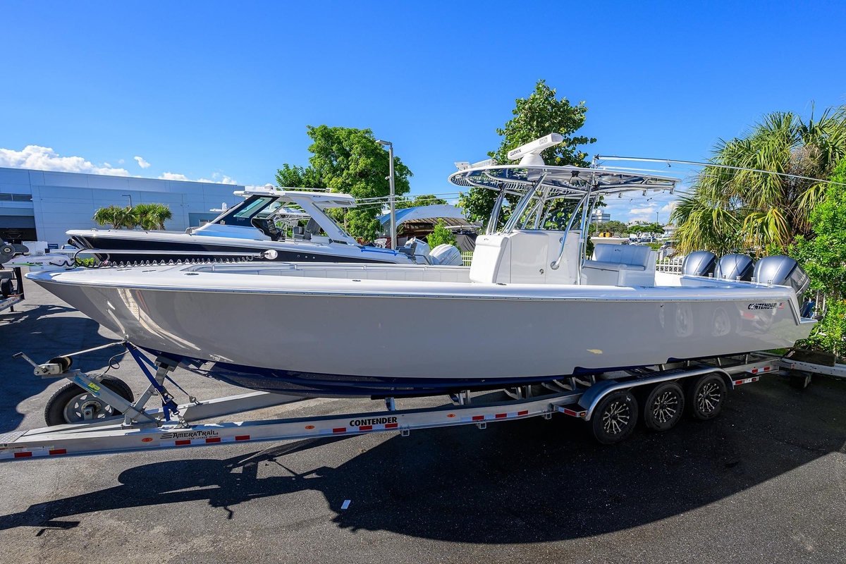 2021 Contender 35 ST - Sold Boat