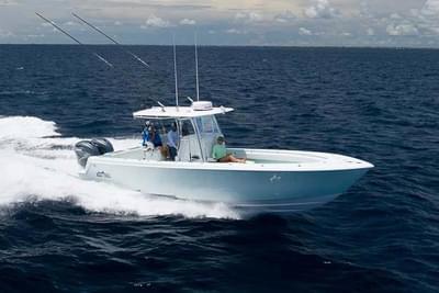 BOATZON | Contender 35 ST 2026