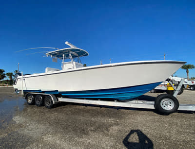 BOATZON | Contender 35ST 2015